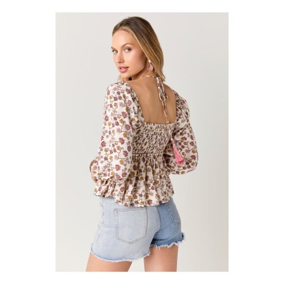 Eveleen Floral Print Blouse - Picture 2 of 6